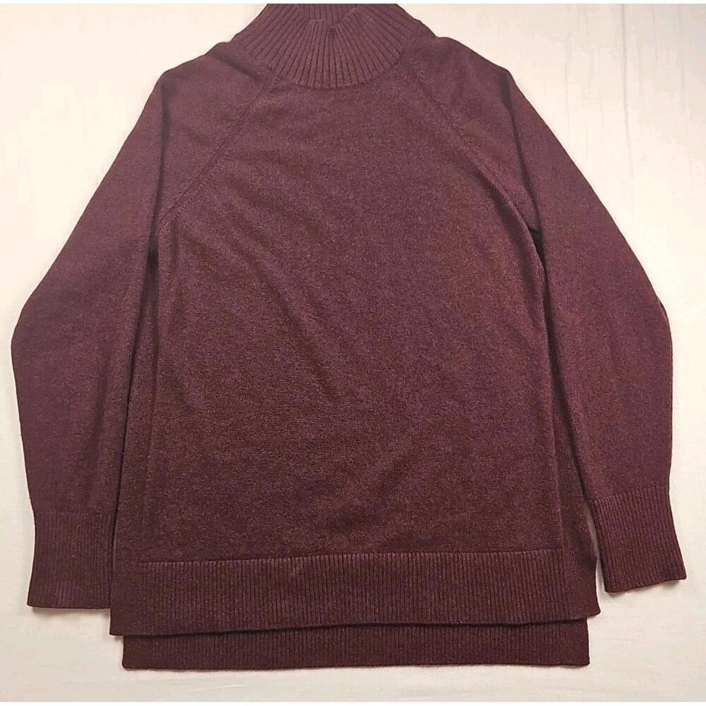 LL‎ Bean Size Medium Women's Cashmere Long Sleeve Turtleneck Burgundy Sweater